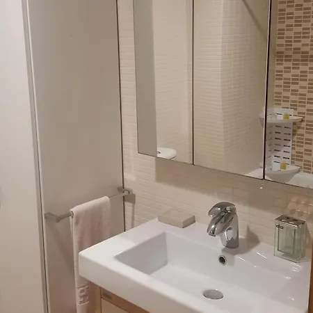 Апартаменти Apartamento Carabuxeira 4 Саншеншо